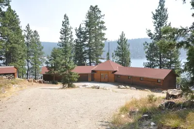 LakeComoMT HaywardLodge1