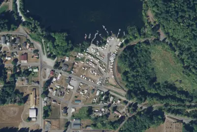 The Lions Den Campground