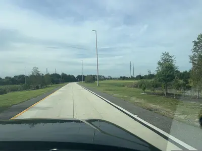 Mapillary 22H04M01S000 Hillsborough County us (3215894695287208, 8pMU123hgjtGiuolANZmvE) (cubanoboi) 2025-08-02