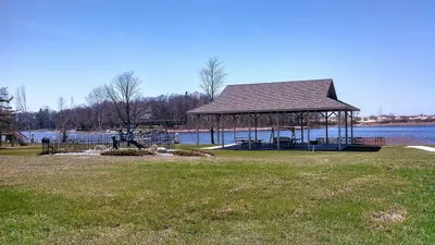 Grebe Park - panoramio