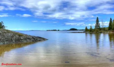 Looking-out-into-lake-nipigon.jpg - panoramio