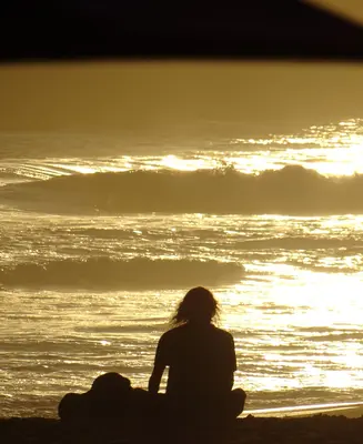 Woman on Beach at Sunset - Zipolite - Oaxaca - Mexico (15619610385)