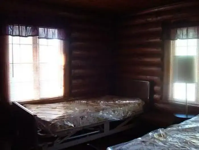Moose manor