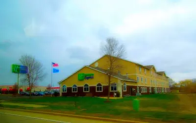 Holiday Inn Express® - panoramio (2)