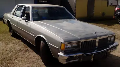 '83 Pontiac Parisienne Sedan