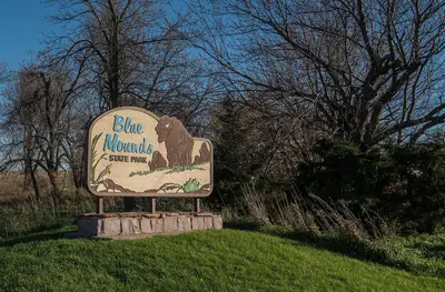 Blue Mounds State Park, Minnesota Welcome Sign (39269781170)