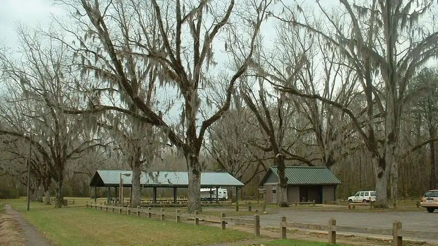 Scenic View of Lock 1