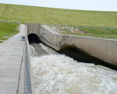 Spillway - Saylorville Lake - Des Moines River, Iowa