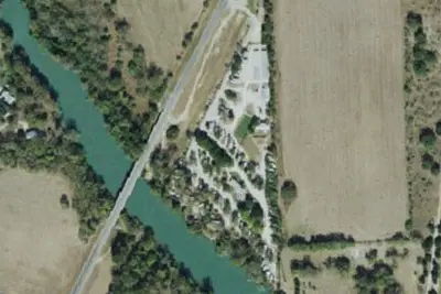 River Shade RV Park
