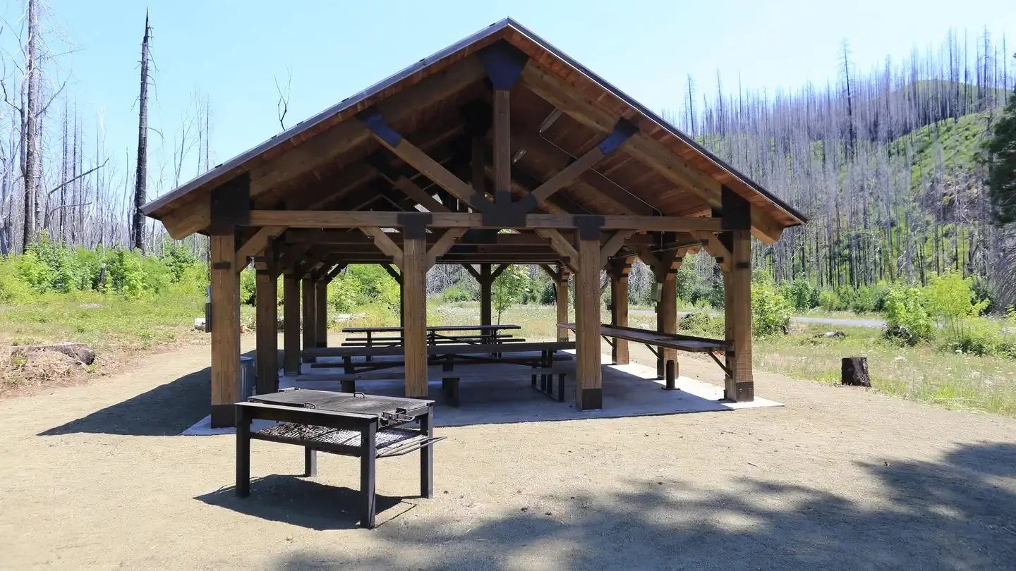 Lone Pine Pavilion