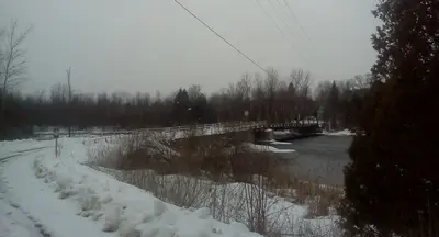 Snowing at Andrewsville - panoramio