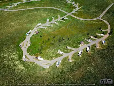 Strawberry Bay - B Loop