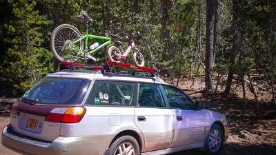 Bicycles on roof rack-deschutes (28154132554)