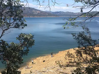 Views from Fishermans Trail - 51081681278