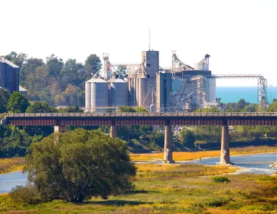 Menesetung Bridge Industry