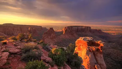 View from Rimrock Dr at Sunset, looking northwest