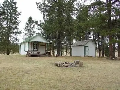 Whitetail Cabin