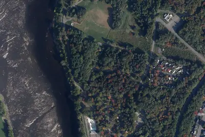 Camping des Voltigeurs - Zone 2