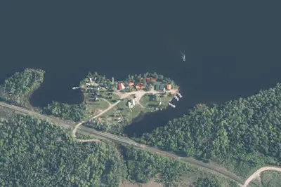 Seine River Lodge