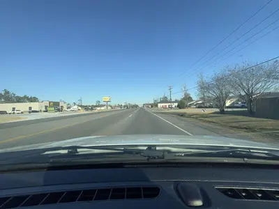 Mapillary (acedagr8) 2026-02-01 20H48M19S086 (893008270320466 at x6zPbGEJ95WvNuD0Q3V84O with Apple iPhone)