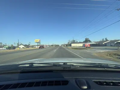 Mapillary (acedagr8) 2026-02-01 20H48M21S086 (3498626093624085 at x6zPbGEJ95WvNuD0Q3V84O with Apple iPhone)