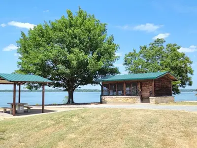 Liberty Hill (Navarro Mills Lake)