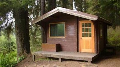Admiralty Cove Cabin