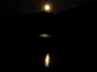 Moon Over Lucerne - panoramio
