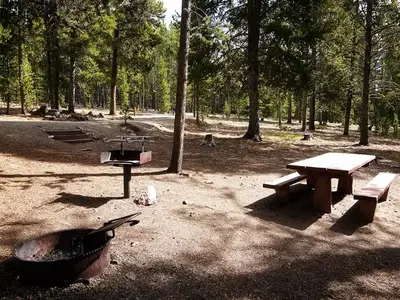 Lost Cabin Campsite