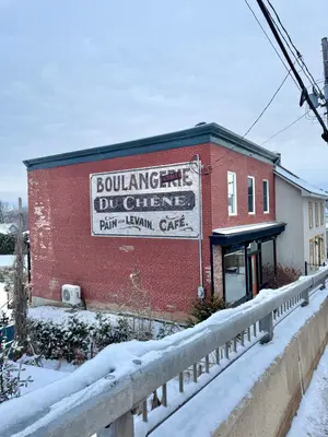 Ancienne Boulangerie du Chêne, Route Marie-Victorin, Leclercville, QC (54279994371)