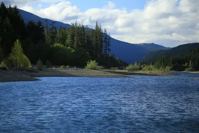 2015-05-05 Buttle Lake 5206