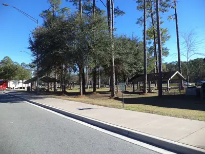 I-10 Baker County, Florida WB Rest Area Picnic tables