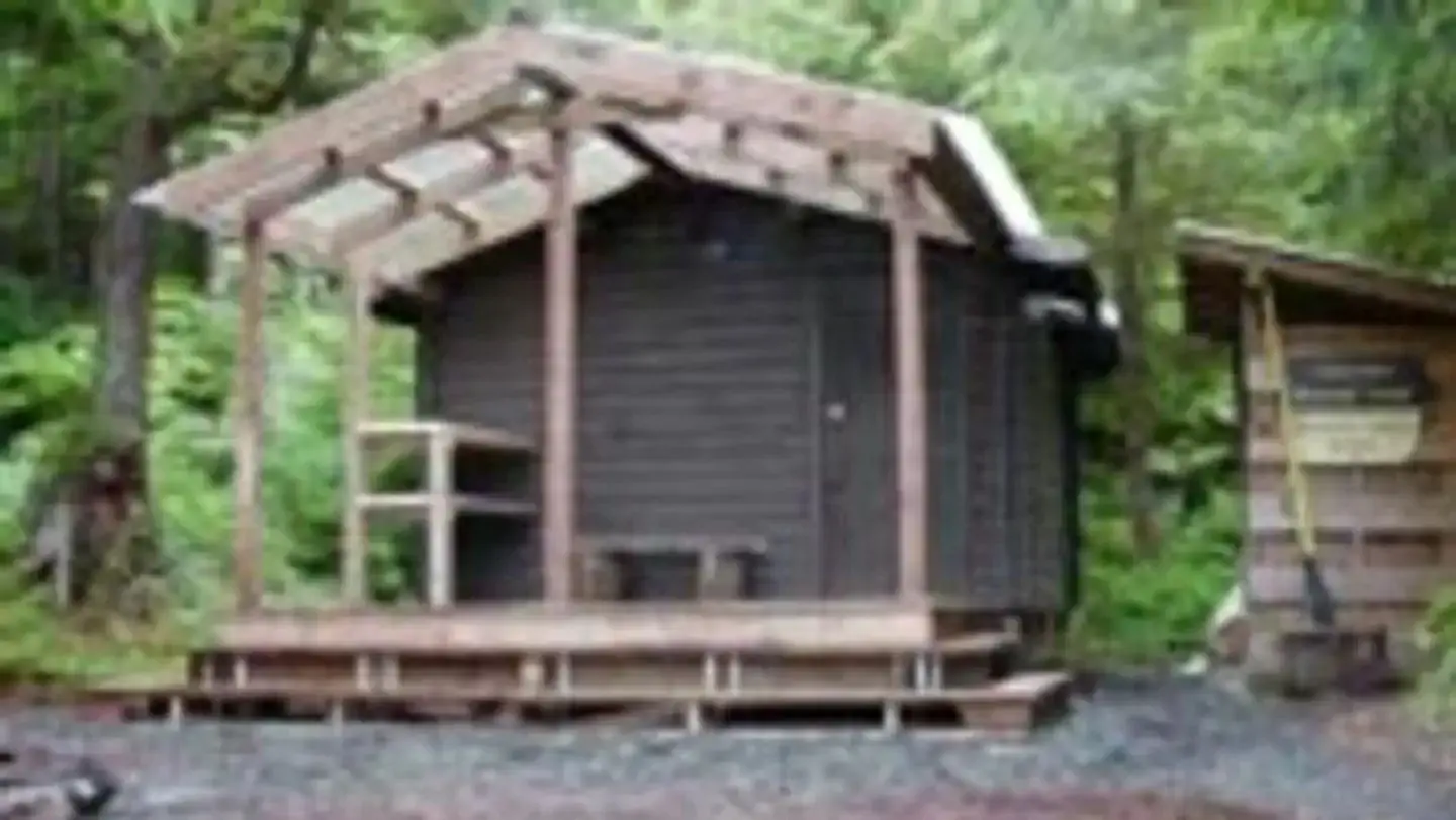 Barnes Lake Cabin