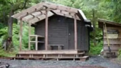 Barnes Lake Cabin