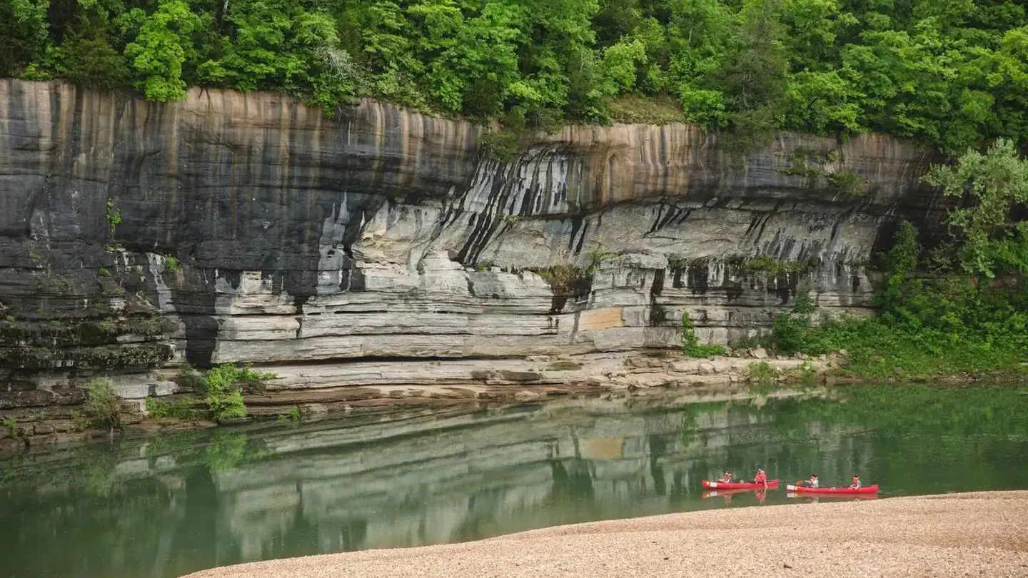 Painted Bluff at Buffalo Point Campground