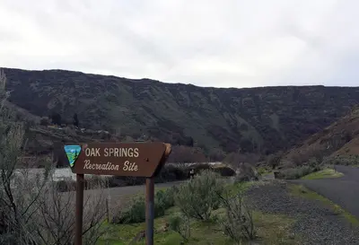 Deschutes Wild and Scenic River -- Oak Springs (26548804170)