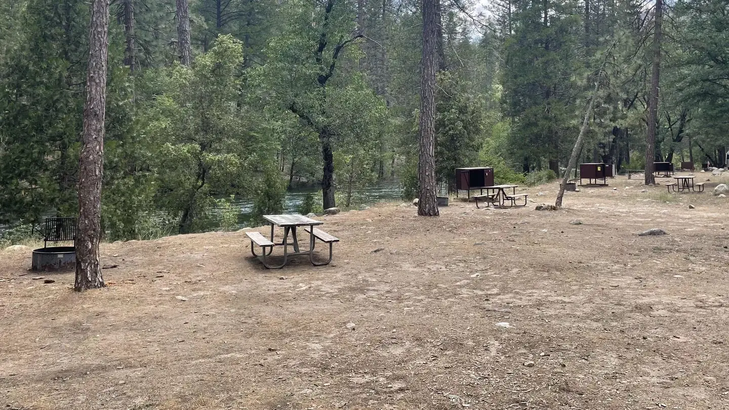 Campsites in C-Loop along river.