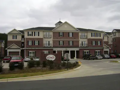 Grove Apartments, Valdosta