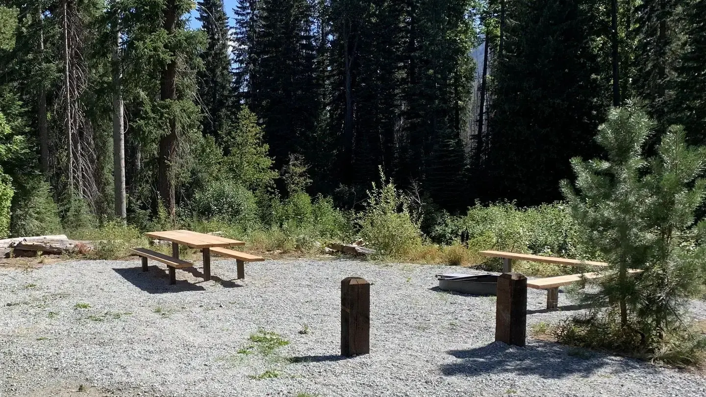 Fire pit and Benches