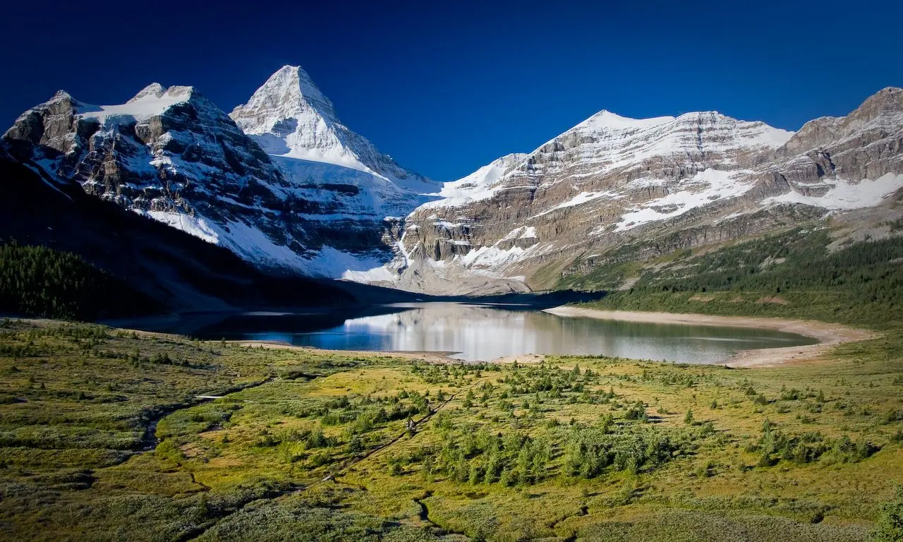 Photo of Mount Assiniboine Park