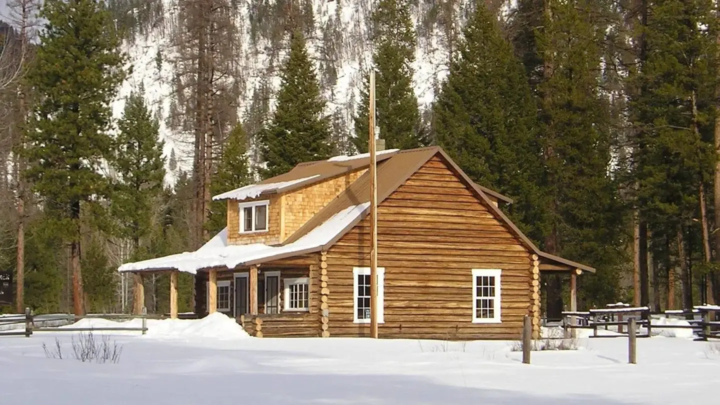 Monture Guard Station Rental Cabin in the Winter.