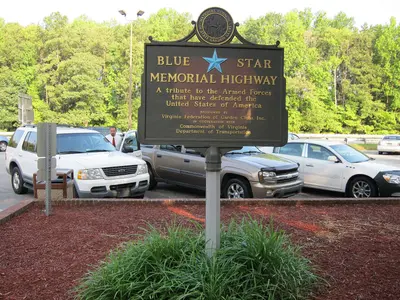VA I-95N Welcome Center-03