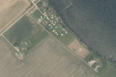 Lakeside Cottages & Trailer Park