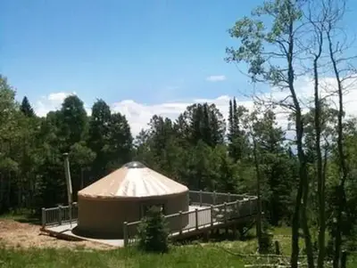 Grizzly ridge yurt4