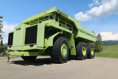 Sparwood Titan Truck 2017 (35280777676)