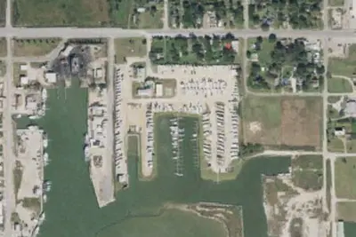 Serendumpity Bay Resort Trailer Park and Docks