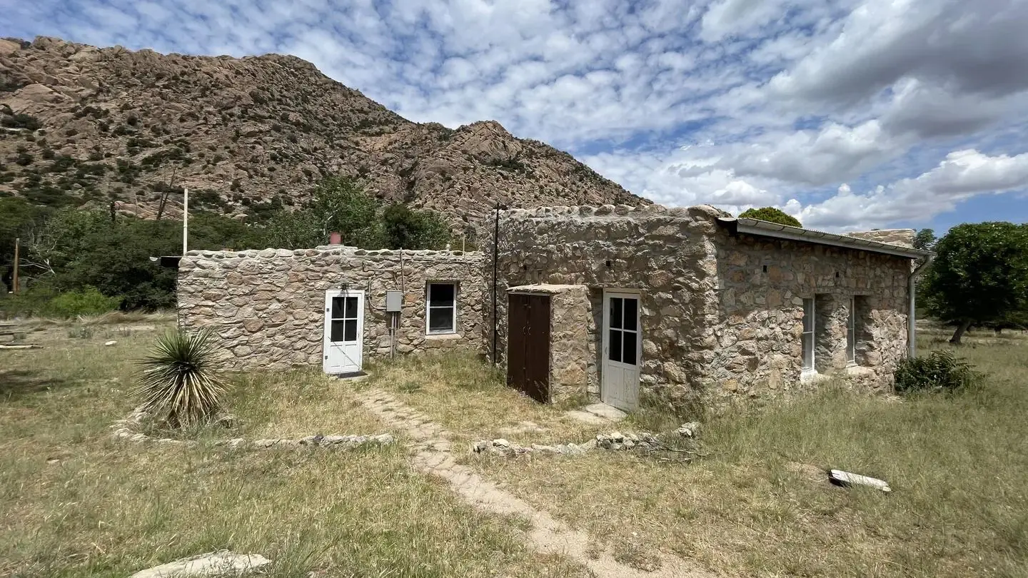 Shaw House