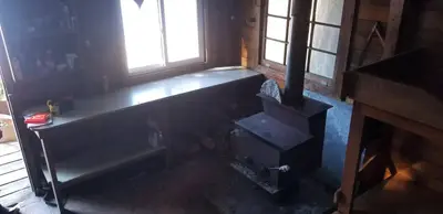 Salmon Bay Lake Cabin Interior2