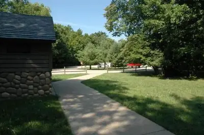 Bowman Bridge bathroom