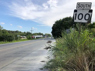 2022-08-30 16 55 47 View south along Pennsylvania State Route 100 just south of Township Line Road in Colebrookdale Township, Berks County, Pennsylvania